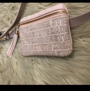 Steve Madden belt bag